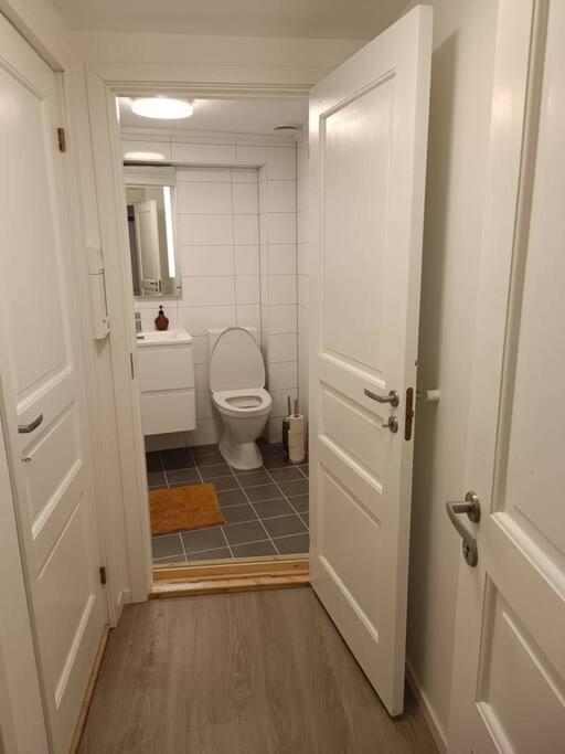 Cozy Apartment Close To Downtown Tromsø Exterior foto